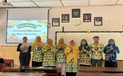 SOSIALIASASI KOKURIKULER KELAS 7 TEMA 1: SMP N 2 KOKAP ANGKAT TEMA GASTRONOMI MBG, BEDAH MENU KENALI GIZI